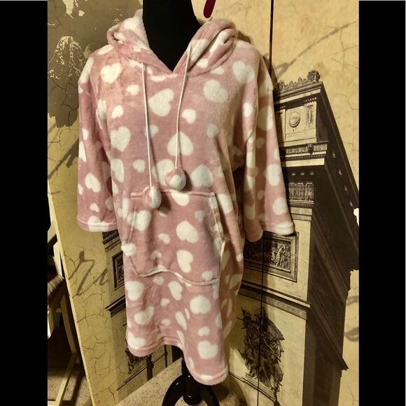 Extremely comfy robe/ sweater by Mayfair - Picture 1 of 3